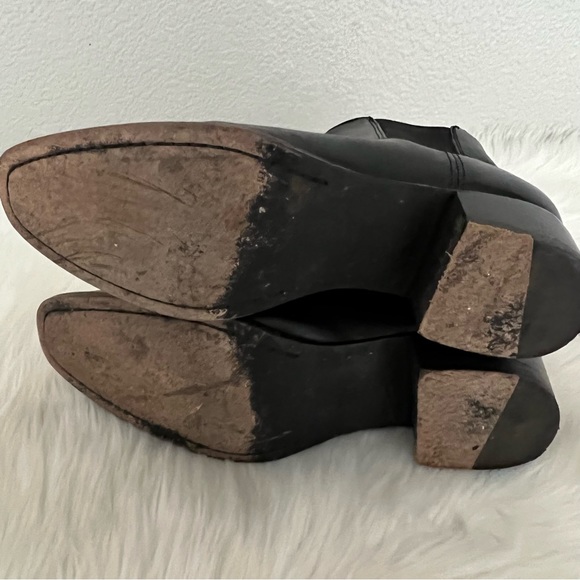 Frye Dara Black Leather Pull On Chelsea Bootie Ankle Boot Size 6.5 - Picture 8 of 10